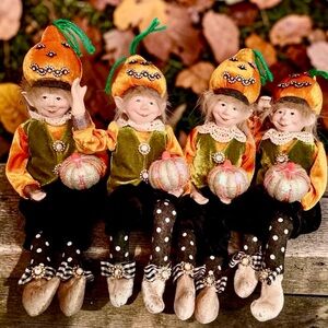 Elf Shelf Mantle Sitter Nicole Miller Farmhouse Whimsical Pumpkin ONE Elf